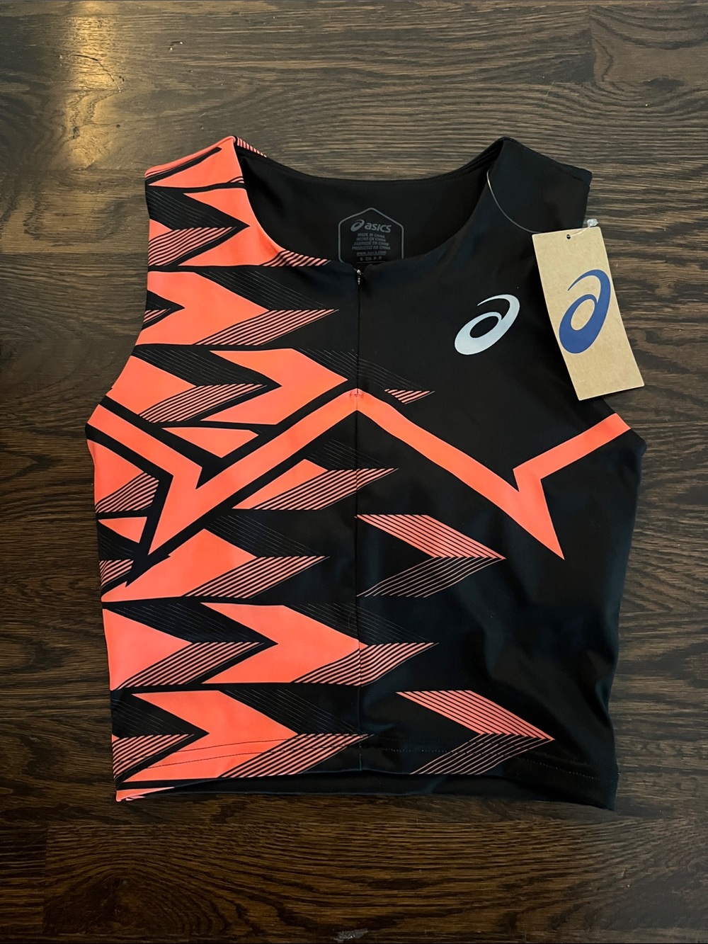 Asics athletic crop top 2024 NWT
